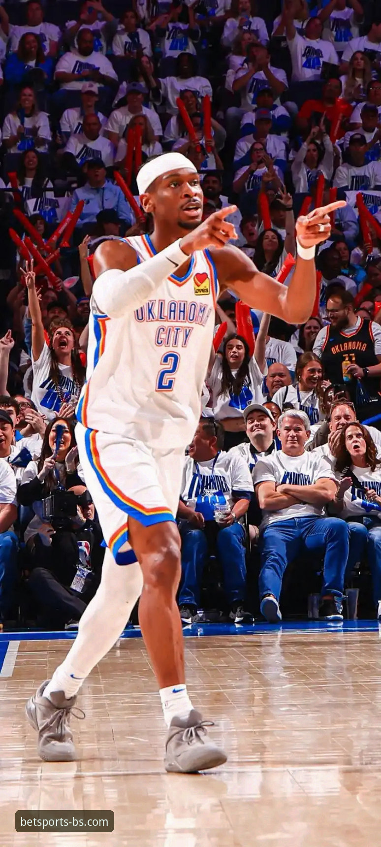 必威体育官网最新地址 亚历山大47分加时定乾坤 vs 活塞残阵顽强阻击:一场在b体育官方平台见证的攻防博弈